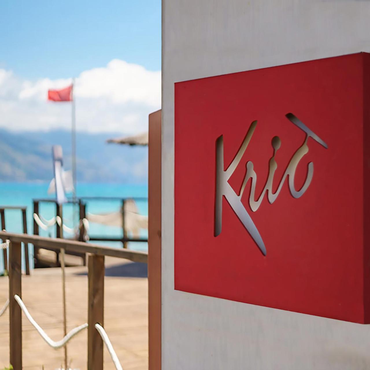 Krio Gelsomare Hotel โปลีกัสโตร บุสเซนตีโน ภายนอก รูปภาพ