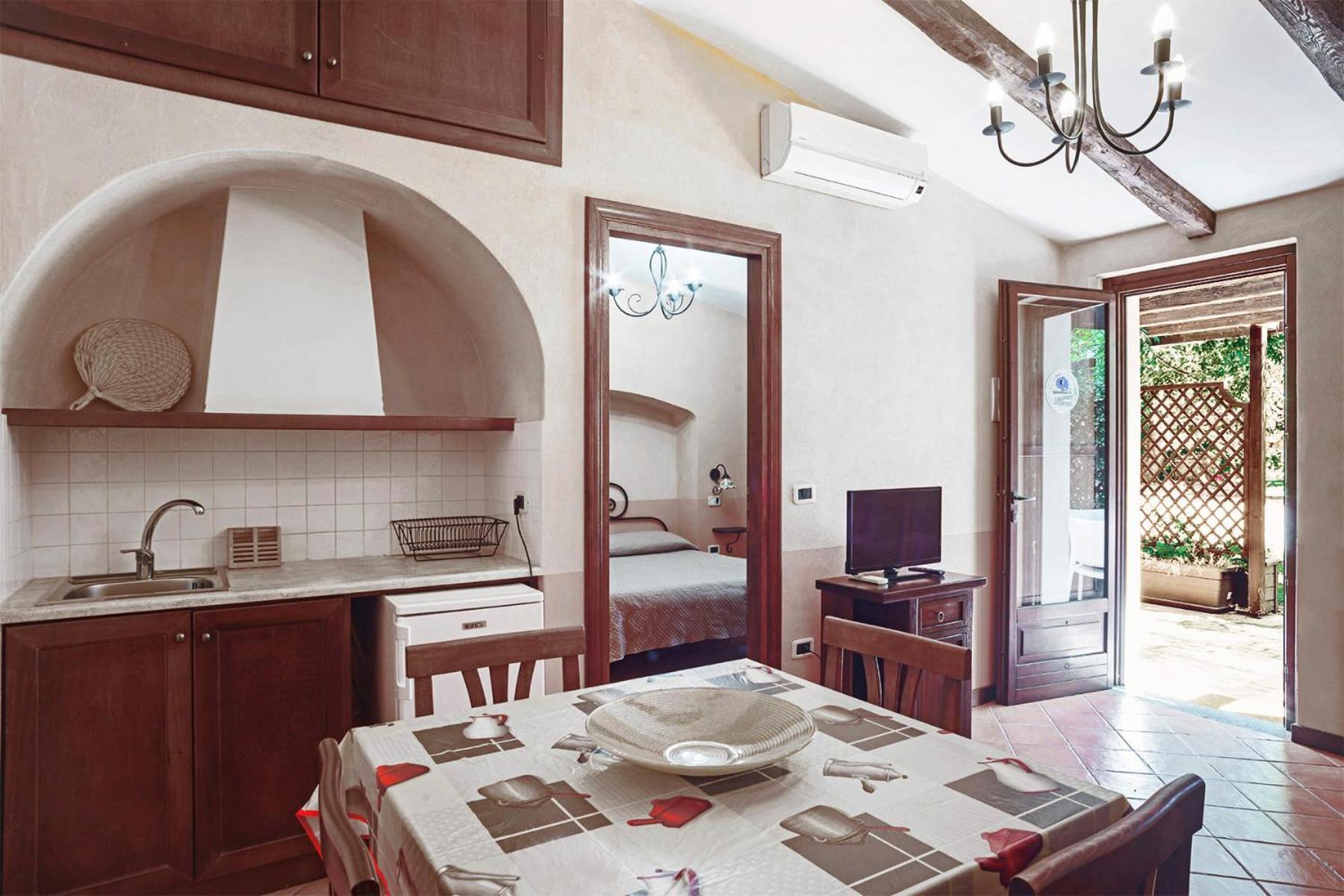 Krio Gelsomare Hotel โปลีกัสโตร บุสเซนตีโน ภายนอก รูปภาพ